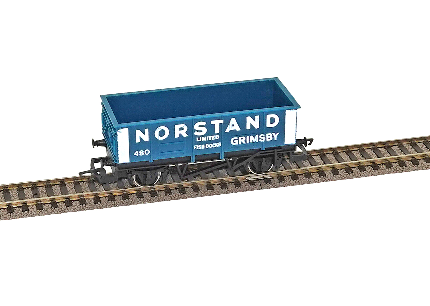 Hornby R220 Nordstand Hochbordwagen 