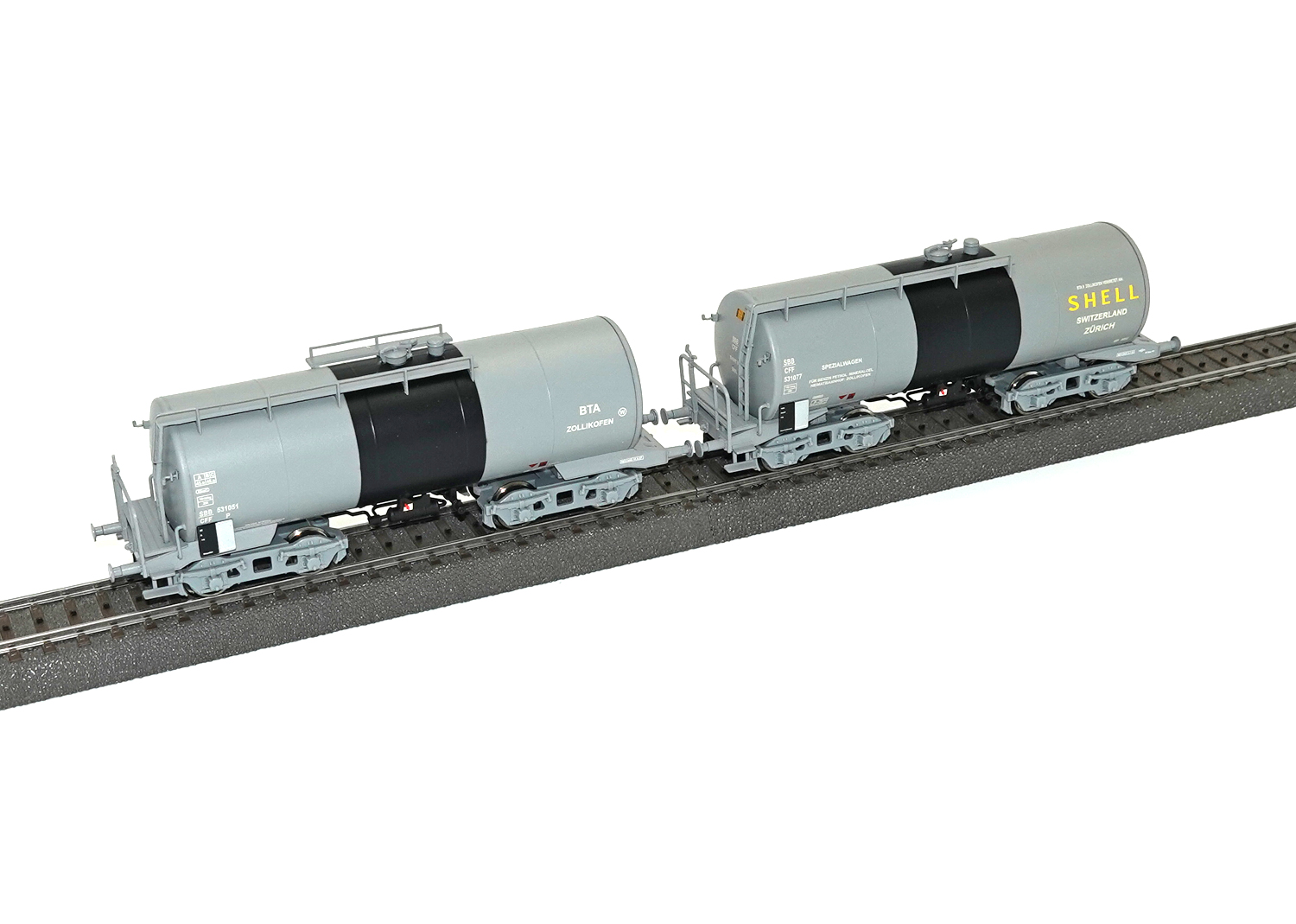 Liliput 240161 SBB Kesselwagen-Set 2tlg. BTA und Shell 